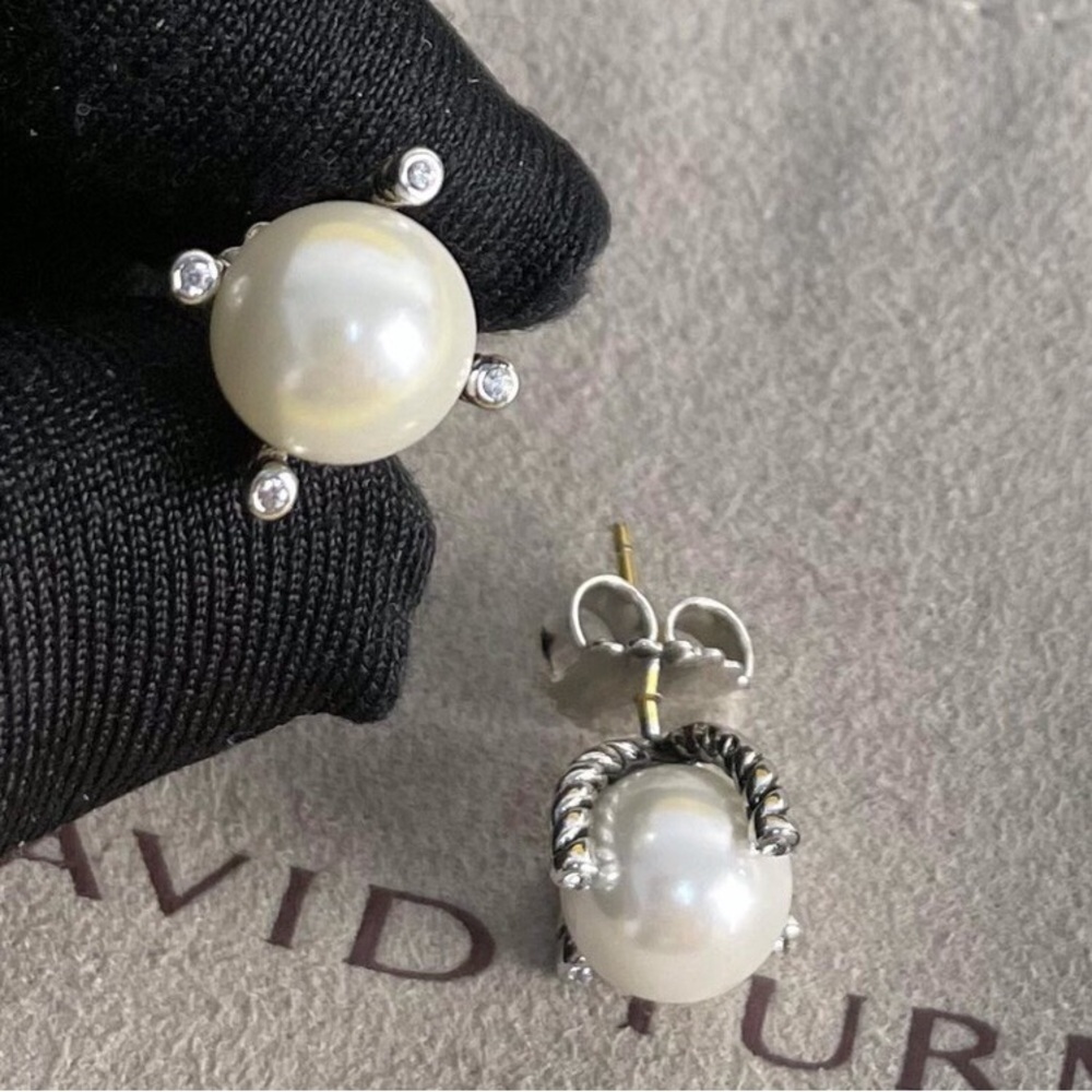 David Yurman Pearl Cable Stud Earrings - White Pearls
